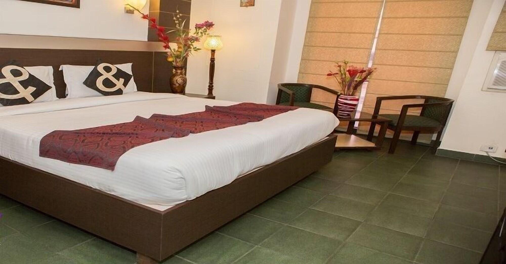 The Crest Inn Delhi  Bagian luar foto