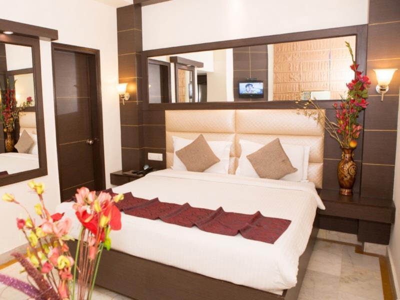 The Crest Inn Delhi  Bagian luar foto