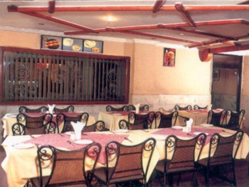 The Crest Inn Delhi  Bagian luar foto